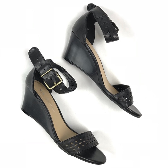 CL by Laundry Shoes - ✨CL by Laundry Tiffanie Ankle Strap Sandal